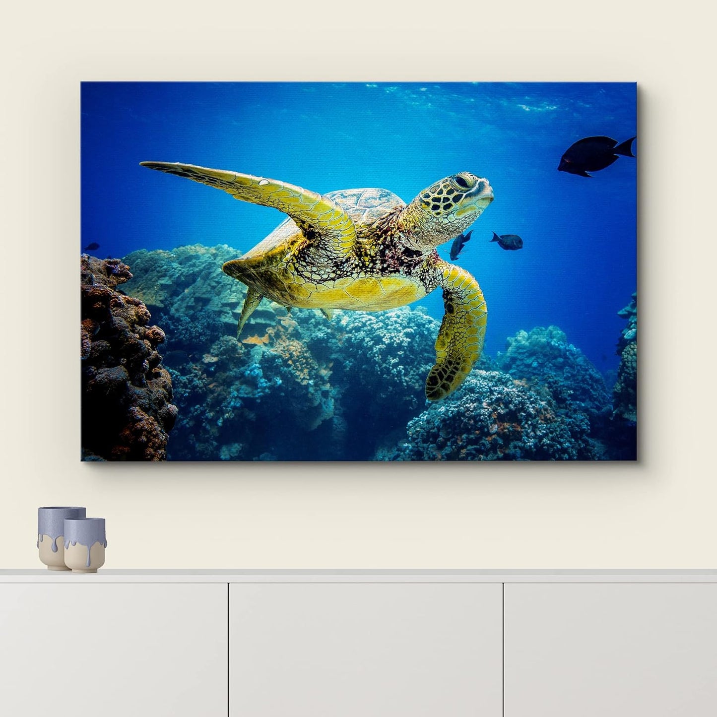 wall26 Canvas Print Wall Art Vibrant Ocean Underwater Swimming Turtle Nature Animals Photography Realism Rustic Scenic Landscape Wilderness Earth Colorful for Living Room, Bedroom, Office - 16"x24"