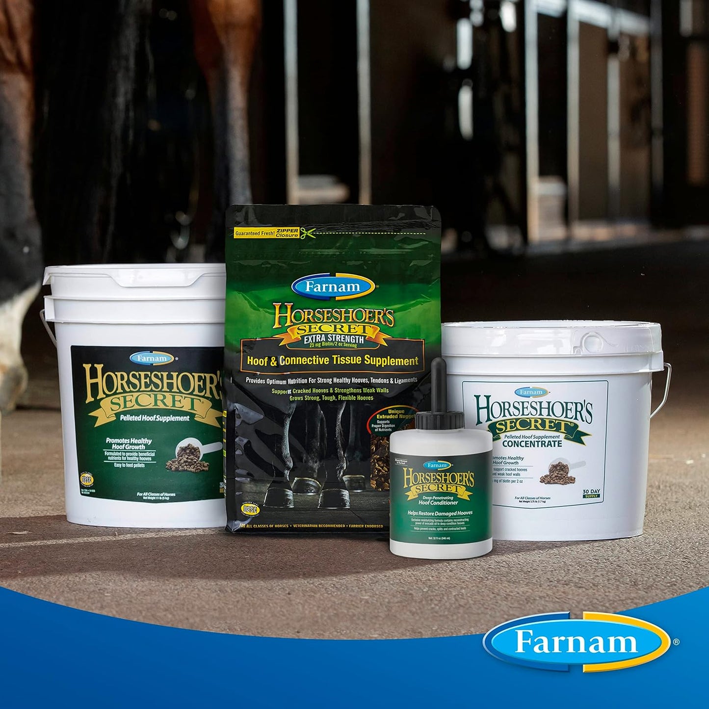 Farnam Horseshoer's Secret Deep-Penetrating Hoof Oil for Horses, Conditions Dry Hooves and Prevents Cracks, Splits and Contracted Heels, Contains Avocado Oil, 32 Oz.